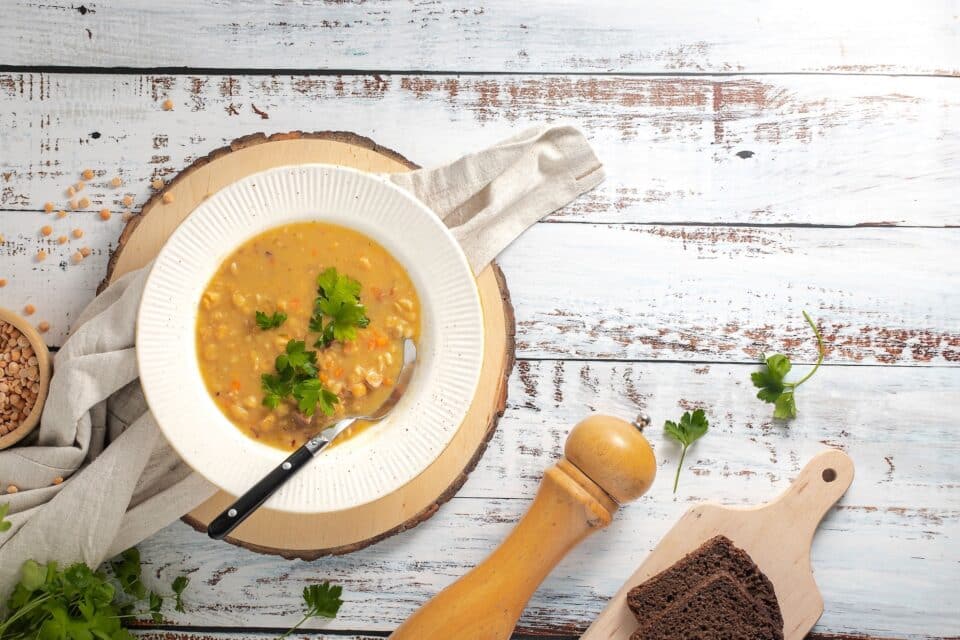 Hernesupp kuulub aastaringselt eestlaste kolme armastatuima supi hulka.