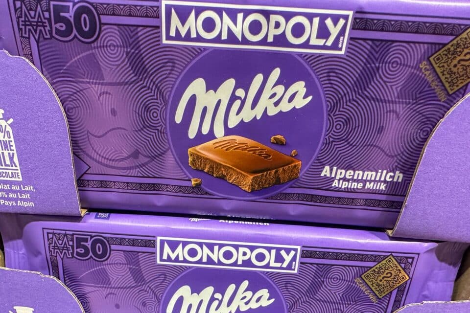 Saksa kohus otsustas, et Milka šokolaadi kaalu vähendamine samasuguses pakendis eksitab ostjaid; sarnane tootemahtude korrigeerimine toimus 2025. aasta suvel ka Kalevi šokolaadidega.