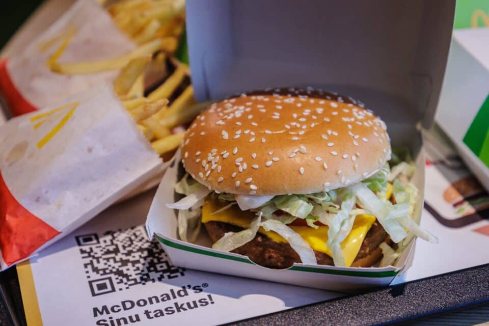 McDonald'si Eesti toiduainete kulud kasvasid möödunud aastal üle 10%, samal ajal kui müügitulu kasvas vaid 3,2%.