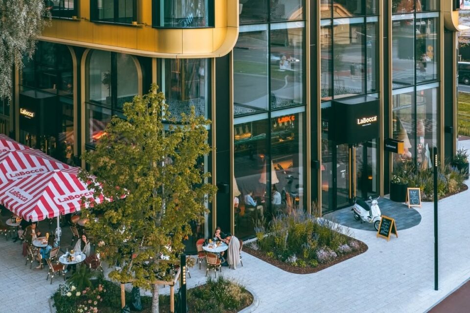 LaBocca esimene restoran Rotermanni kvartalis. 1. juulil avab kett teise restorani Telliskivis.