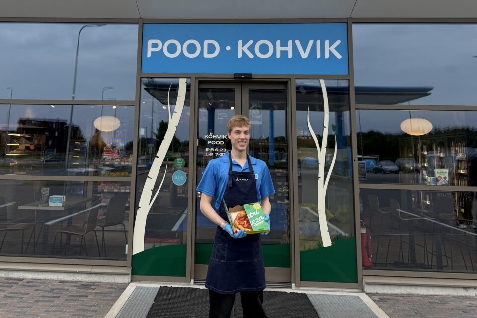 Peetri Pizza GO kiirpitsa jõudis juuli algusest 42 Alexela teenindusjaama üle Eesti.
